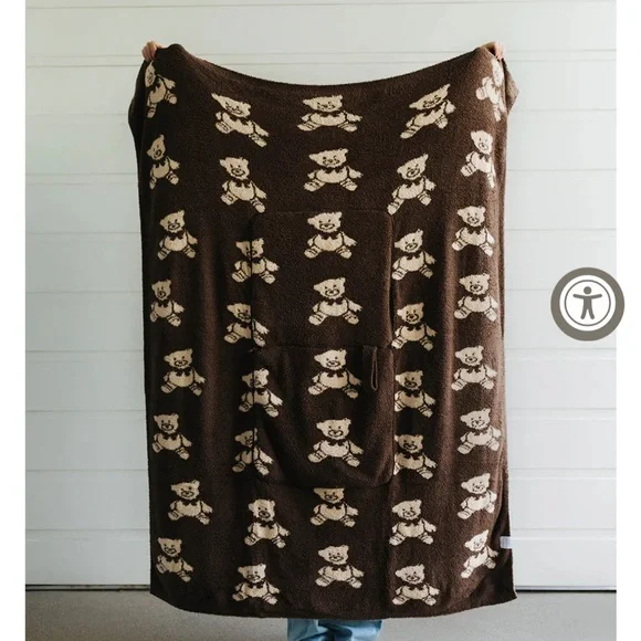 Staykation Krista Horton Brown Teddy Bear Patterned quillow - Picture 2 of 3